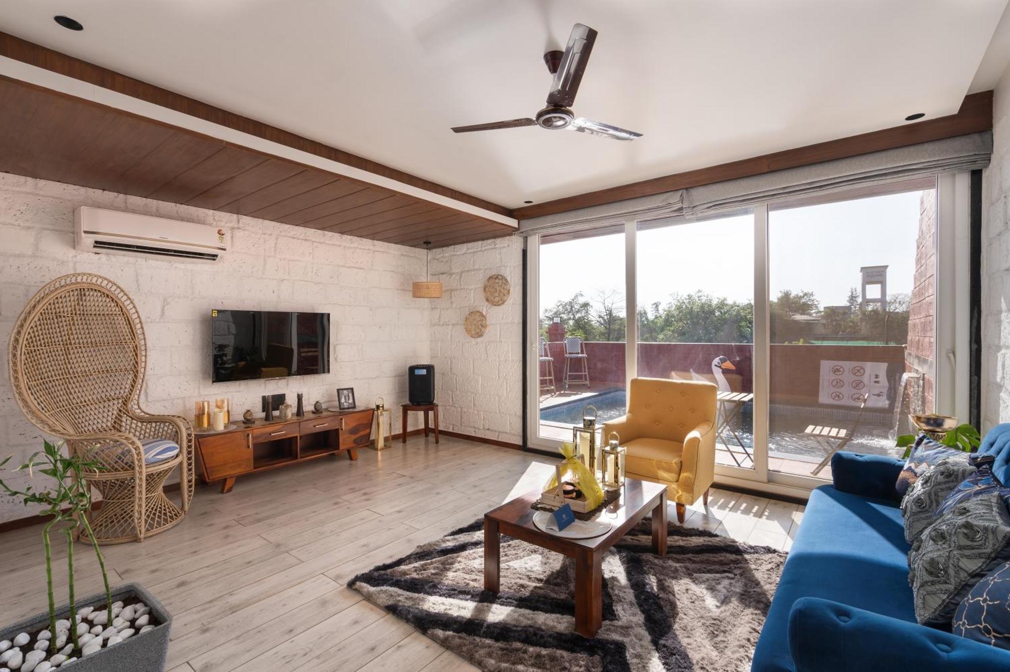 Saffronstays Calvin - 3 Bedroom Pool Villa In โลนาวาลา ภายนอก รูปภาพ