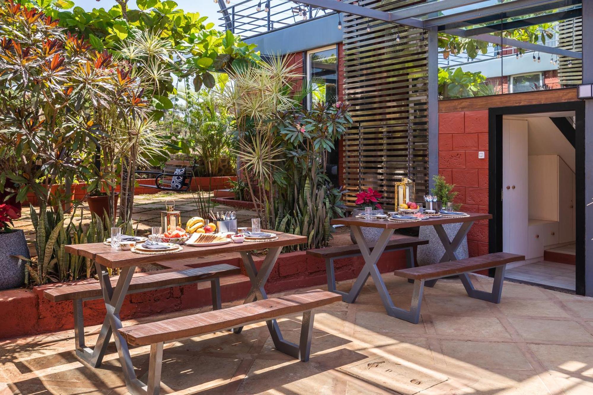 Saffronstays Calvin - 3 Bedroom Pool Villa In โลนาวาลา ภายนอก รูปภาพ